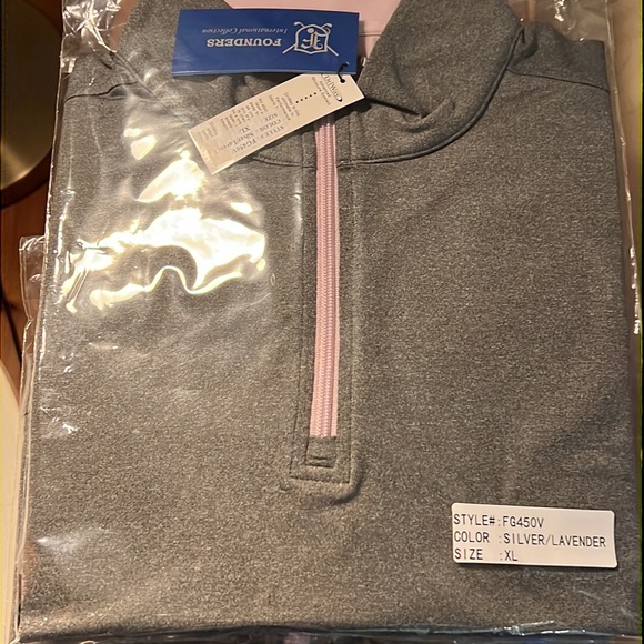 Golf Vests. Lavender/Silver - Picture 3 of 4